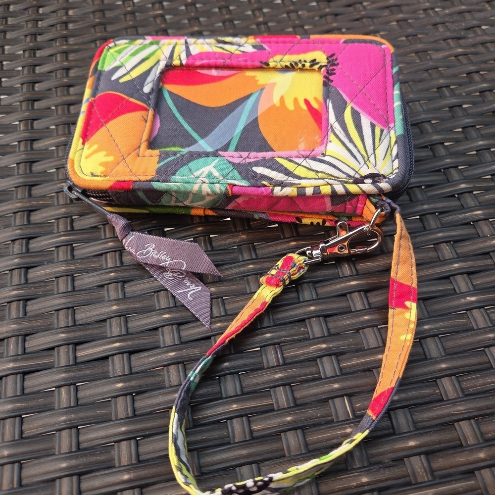 Vera Bradley Floral Wristlet Wallet ID Phone Jazzy Bloom Summer Floral Island